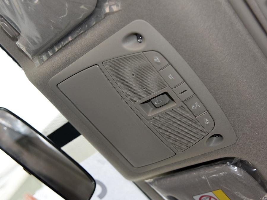 Детали интерьера Nissan Terra 2018 года  (CN) (фото 109 из 144)
